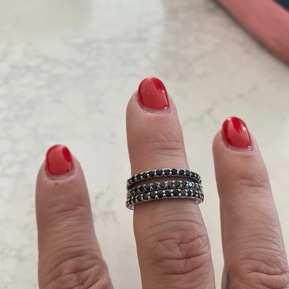 Michael Kors Rings - Picture 1 of 3